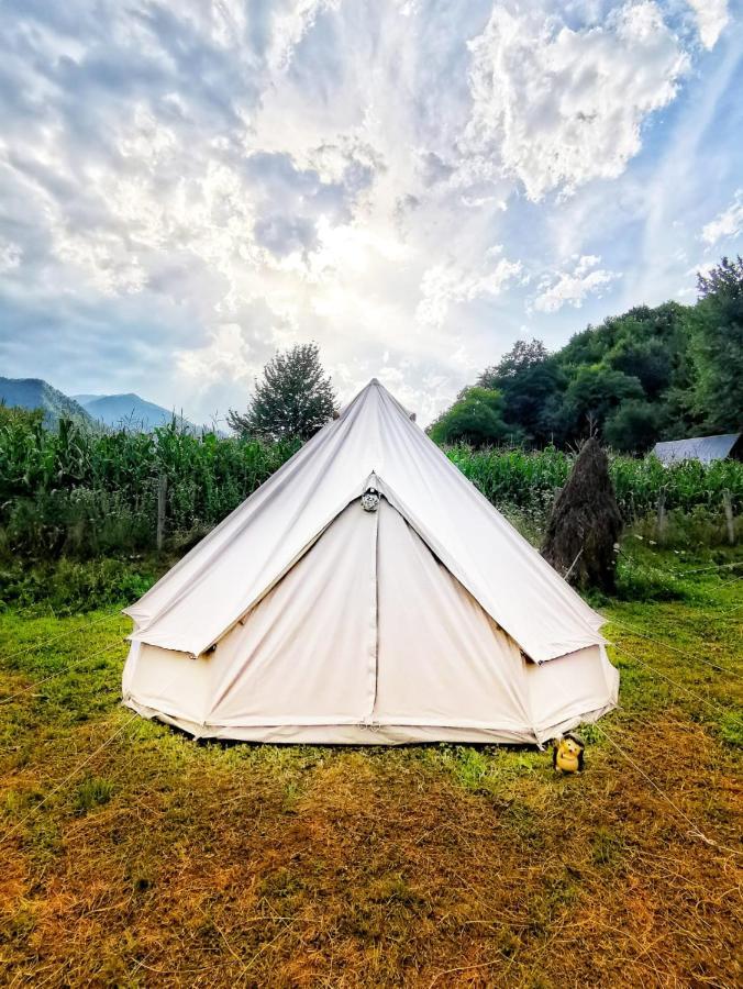 Luna Rock Glamping Brezoi - Blue Scai Buitenkant foto