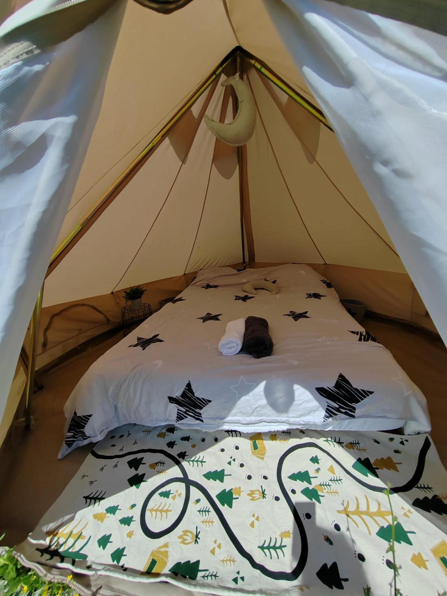 Luna Rock Glamping Brezoi - Blue Scai Buitenkant foto